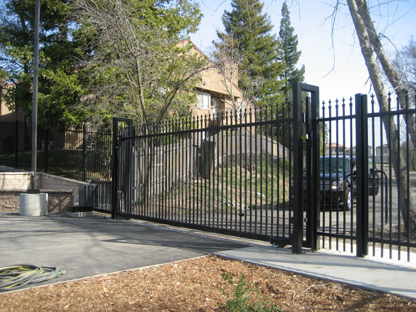 Community Entry Gates Carlsbad