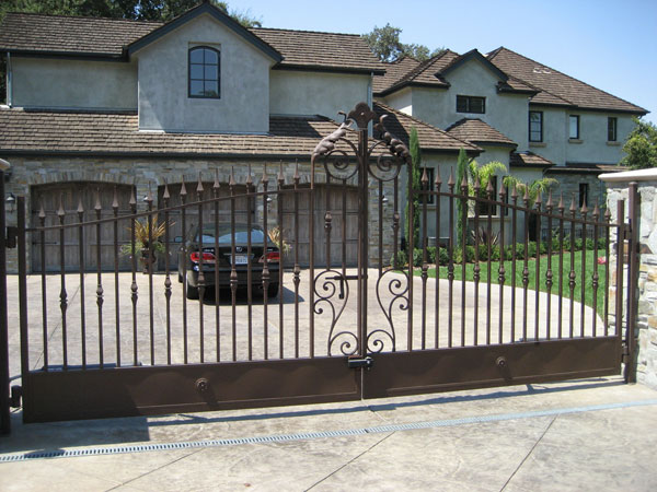 Remote Sensor Driveway Gate Carlsbad